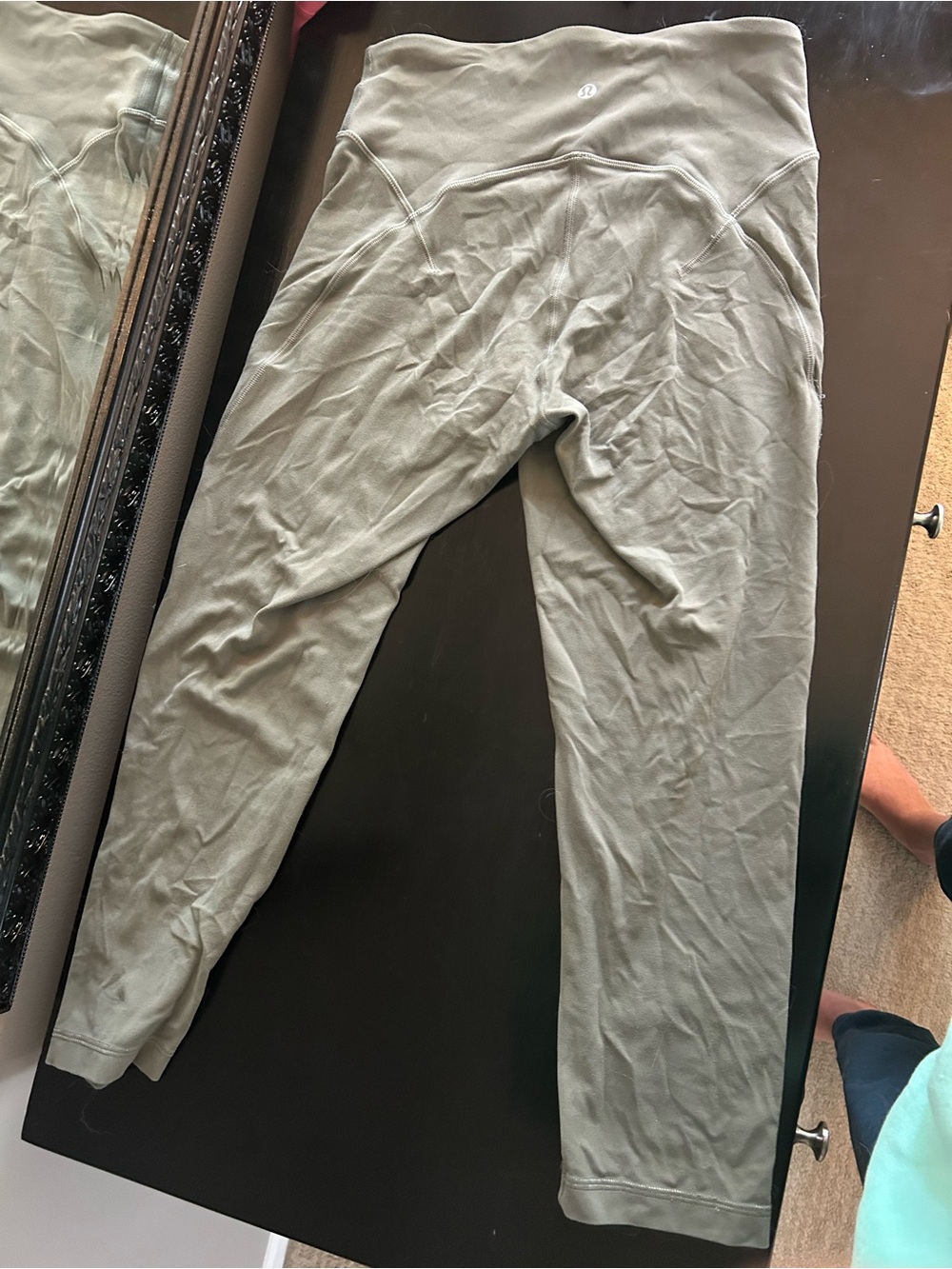 lululemon athletica Olive Green capri leggings - Picture 4 of 4